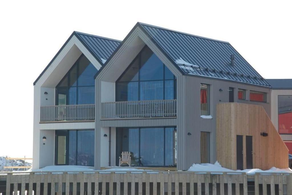 Seafront Apartment 亨宁斯韦尔 外观 照片