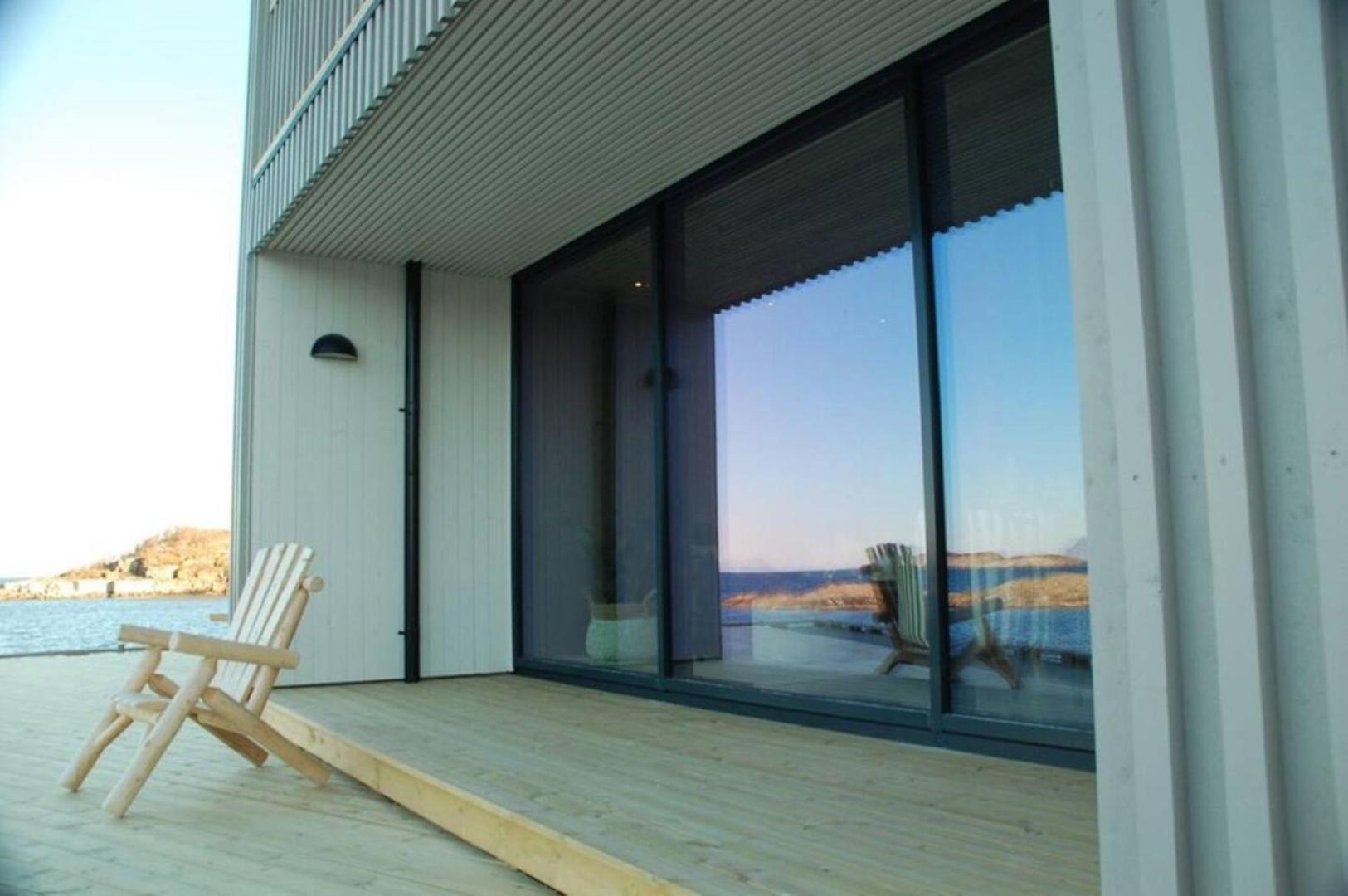 Seafront Apartment 亨宁斯韦尔 外观 照片